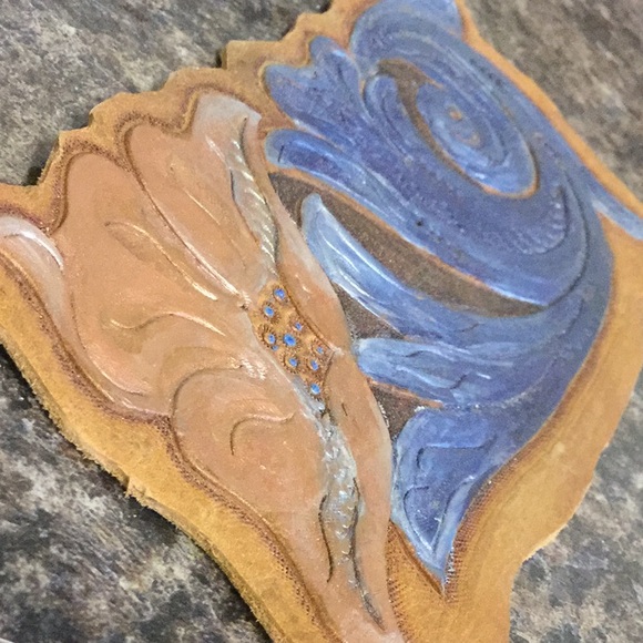 Tooled leather art craft festival farmer’s market boho chic cowgirl rodeo chic - Picture 5 of 6